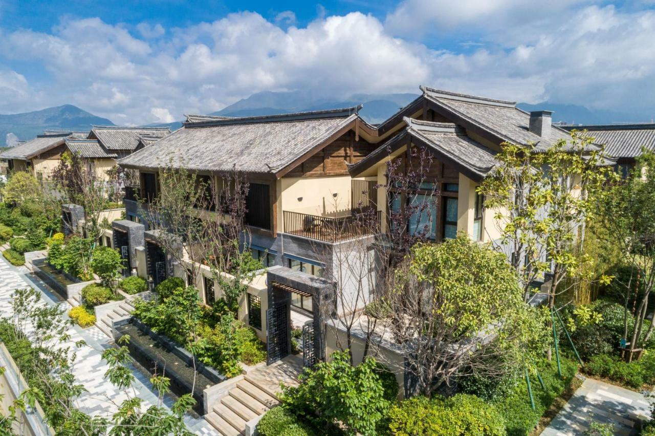 Howard Johnson Jinlin Plaza Lijiang Lijiang  Exterior photo
